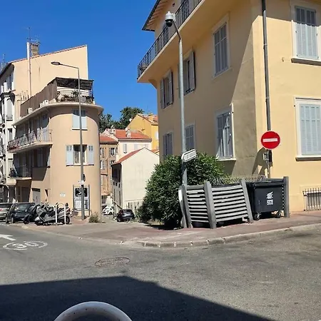 La Casa Provencale Belle Terrasse Et Climatisee Сasa de vacaciones *